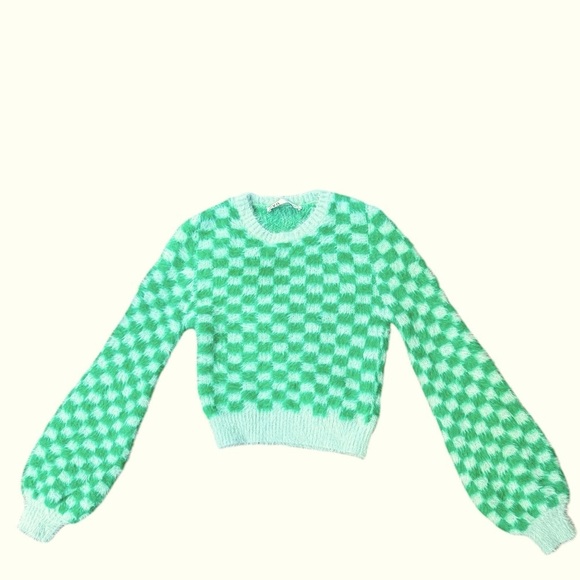 Green Checkered Sweater - Picture 4 of 13